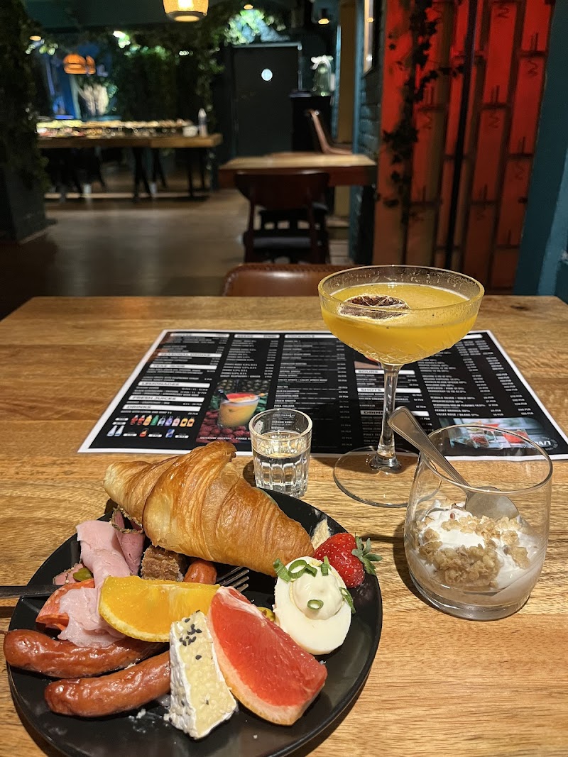 Pianka 3.0 l Restauracja Warszawa Koszykowa