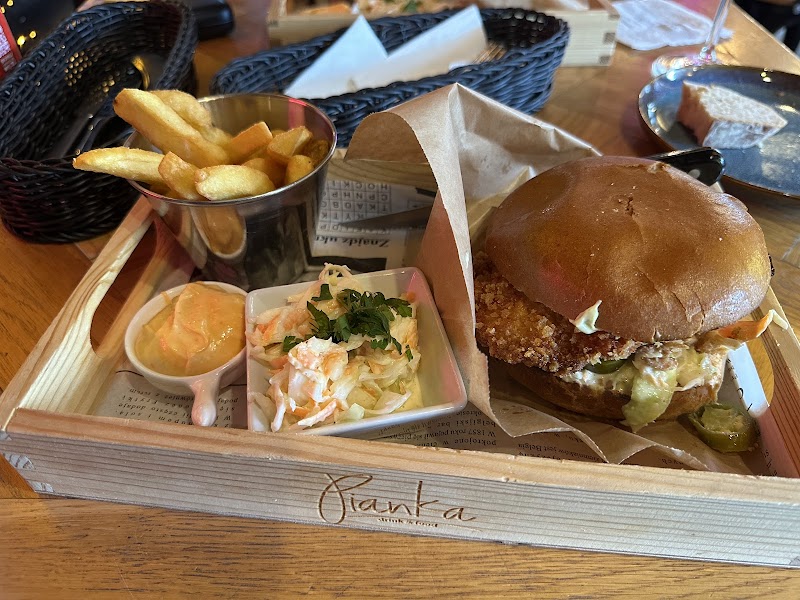 Pianka drink & food