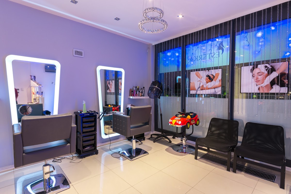 Beauty Salon Esterka — Beauty
